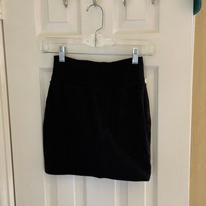 Black mini pencil skirt